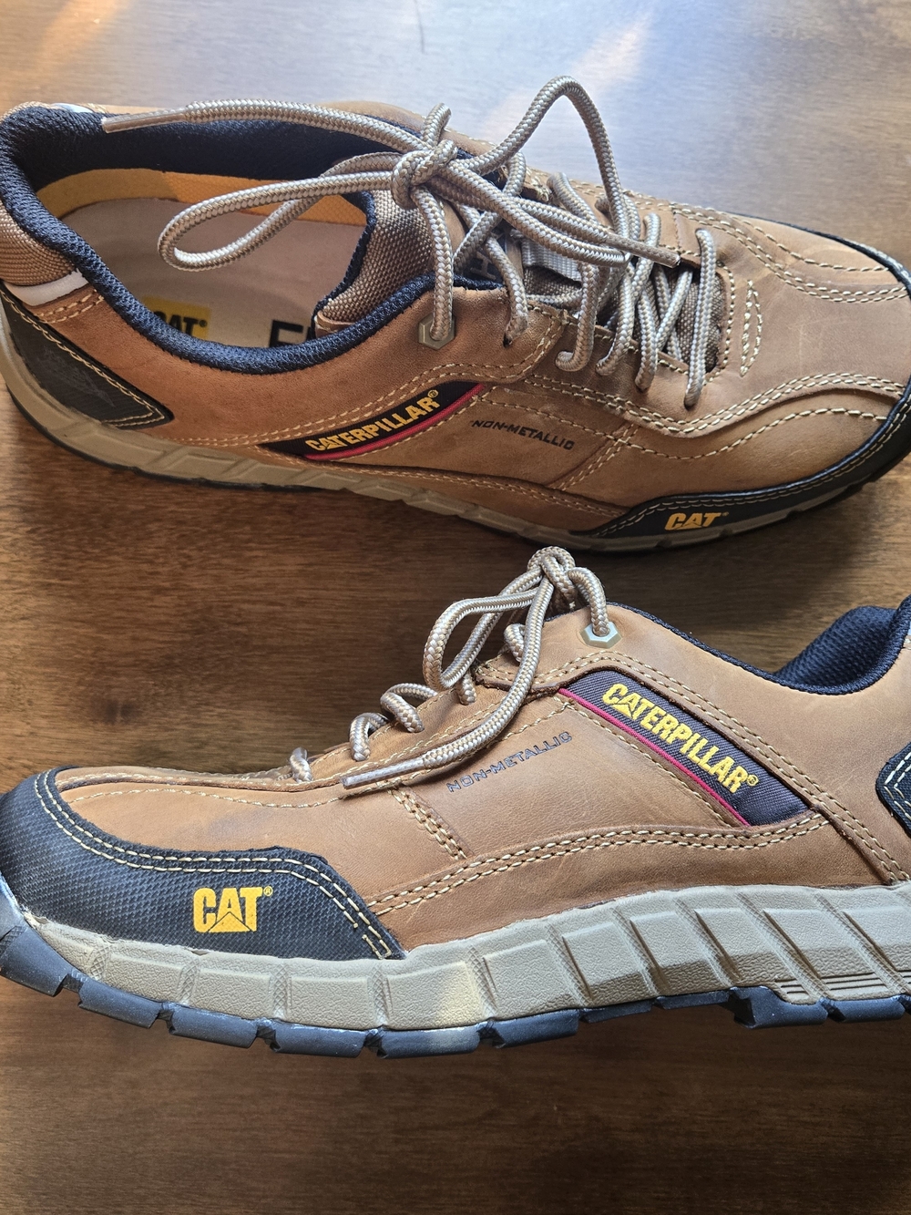 CAT Caterpillar Work Shoes Men's Size 9.5